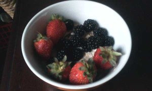 Homemade Muesli, Strawberries & Blackberries